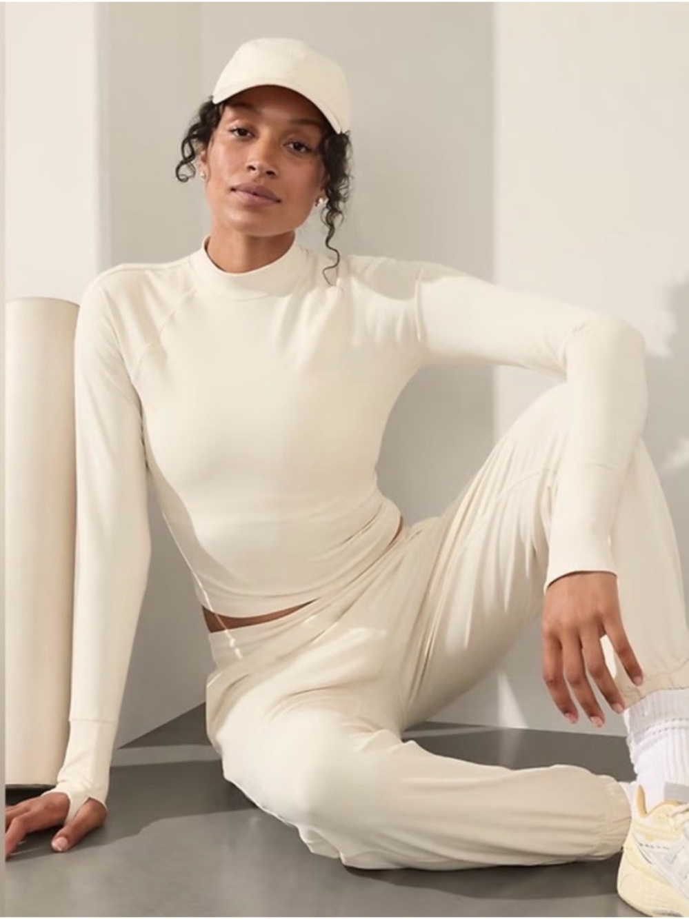 NWT Athleta SoftLuxe Cropped Long Sleeve Top Bone Cream Size S